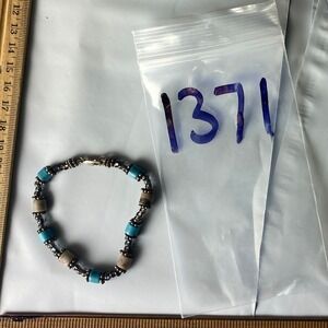 Turquoise Bead Bracelet Silver Tone Stretchy Beaded Boho Gemstone